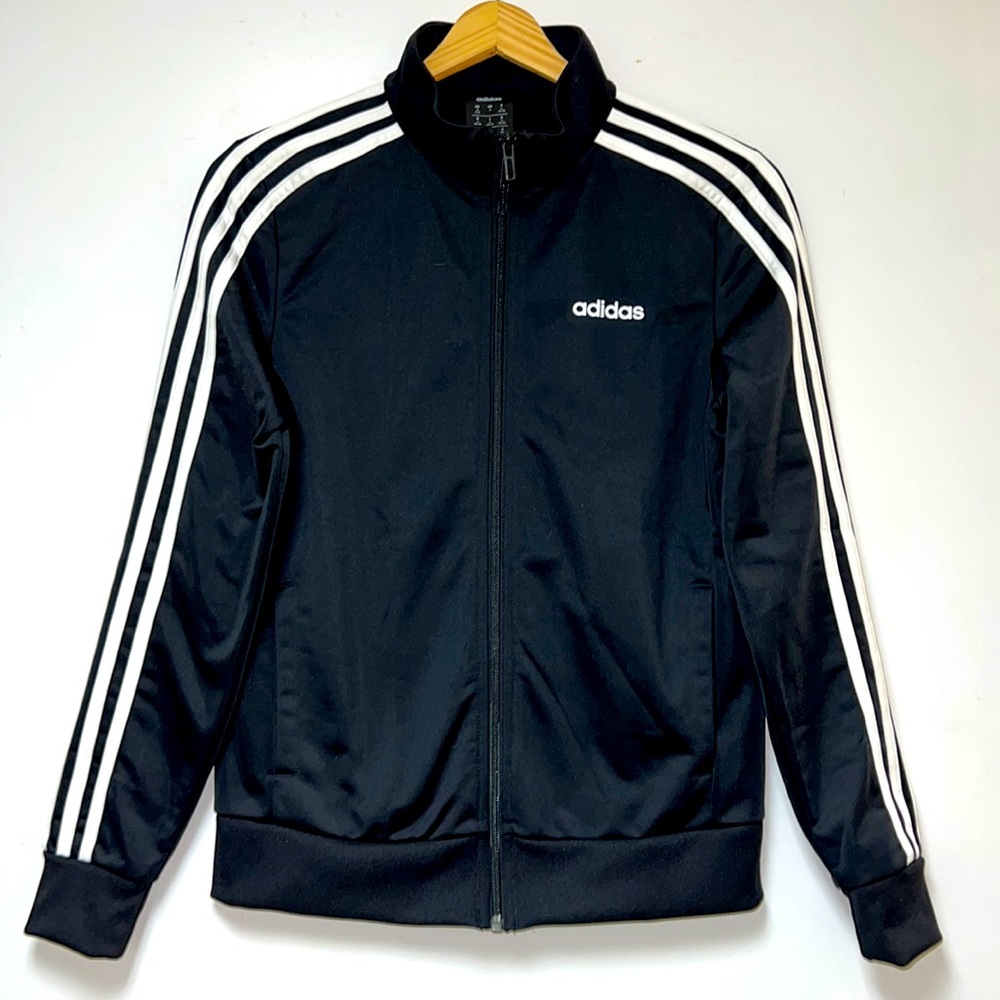 💥TOPS SALE💥 NWOT ADIDAS ESSENTIALS WARM-UP 3-STRIPES TRACK JACKET IN BLACK